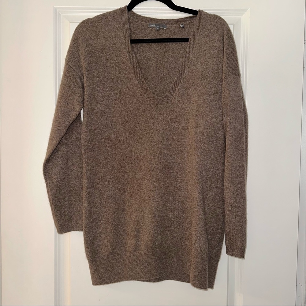 VINCE 100% Cashmere Sweater